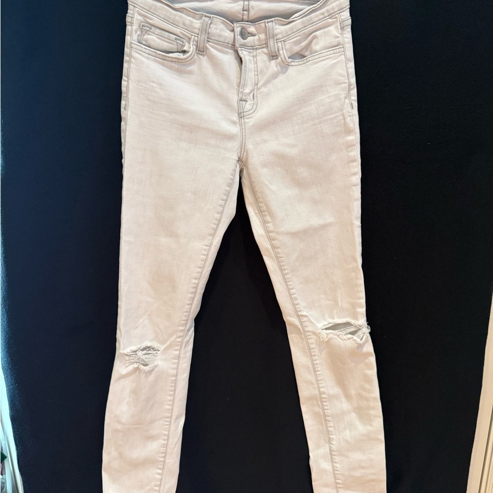 Women’s Distressed White Jeans